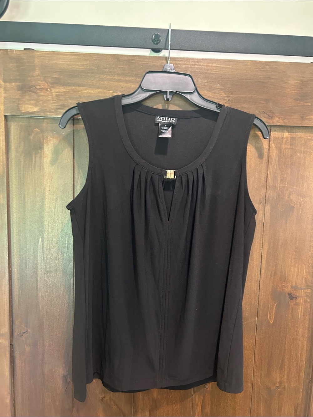 M304 SOHO Black Sleeveless Pleat-Front Camisole with Gold Accent Size Small